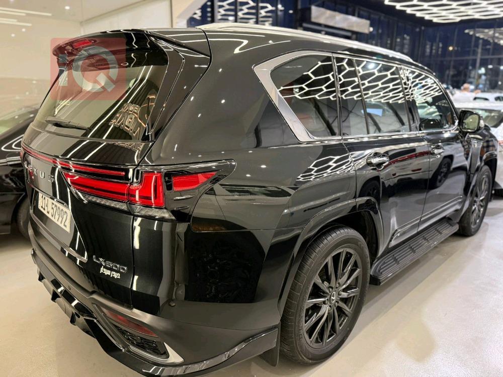 Lexus LX